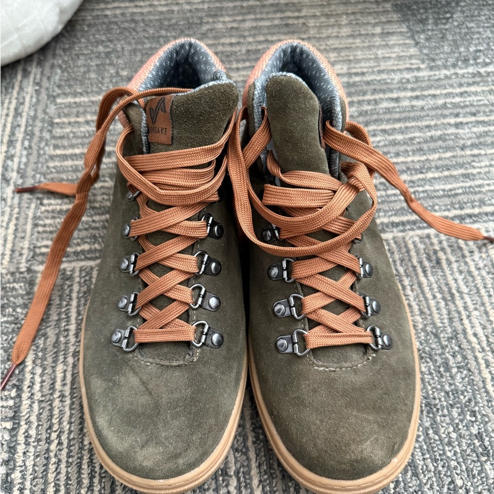 NWOT Forsake Olive Green Hiking Boots with Brown Laces